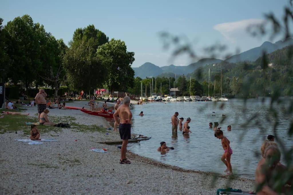 Civicoventisei Appartement Calceranica al Lago Buitenkant foto